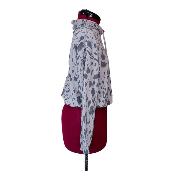 Lush Womens Top Size Medium Animal Print Funnel Cowl Mock Neck Crop Draw… - Picture 4 of 11